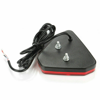 Feux de freinage centraux universels F1 Style Triangle rouge LED pare-chocs arrière feu stroboscopique feux de voiture triangulaires