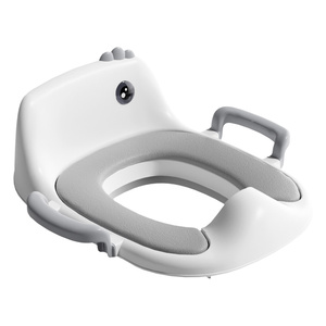 Asiento de inodoro para niños con cojín suave y asas para niños de 1 a 8 años, uso doméstico, diseño seguro, estable y antideslizante - Product Image 2