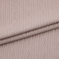 Tissu jacquard en polyester tricoté extensible, poids moyen 270 g/m², motif en forme de losange, lignes ondulées en V, 5 % élasthanne, 95 % polyester