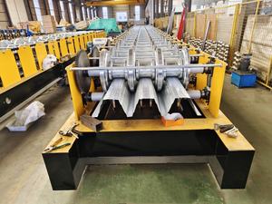 Máquina Popular para Láminas de Acero para Cubiertas, Máquina Personalizada 688 para Cubiertas de Piso, Máquina para Láminas de Acero para Pisos Metálicos, Fabricante Chino - Product Image 3