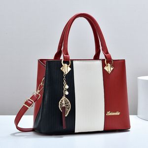 Sac messager rétro en cuir PU pour <span class=keywords><strong>femme</strong></span> SH0009, léger, pliable, résistant <span class=keywords><strong>à</strong></span> l'eau, fermeture éclair, polyester, deux sangles, sac <span class=keywords><strong>à</strong></span> <span class=keywords><strong>main</strong></span> - Product Image 3