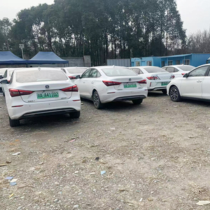 2022 Changan Auto Taxi EADO <span class=keywords><strong>EV460</strong></span> usado eléctrico 2WD 5 plazas sedán nuevo vehículo de energía con 163 piezas en Stock - Product Image 5