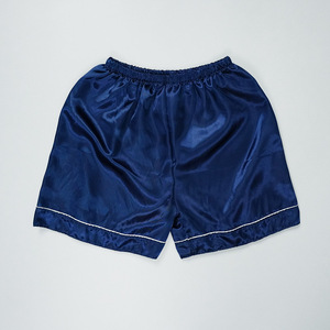 Pijamas a juego para parejas de seda helada familiar de alta calidad al por mayor, Pijamas cortos de lujo de dos piezas para el Día de San Valentín - Product Image 3