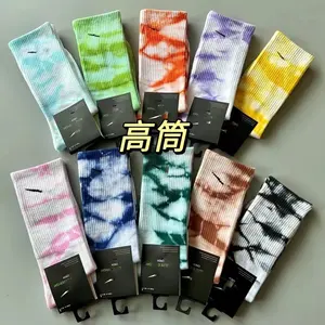 Toptan kravat boya marka yüksek kaliteli üst çorap spor moda tenis çorap pamuk ekip çorap erkekler ve kadınlar için bandhnu