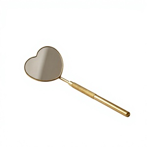 Miroir de poche en forme de cœur, cadre en métal plaqué or, grossissement 3x, miroir de maquillage de bureau à une face - Product Image 1