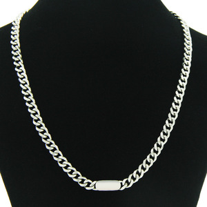 สร้อยคอโซ่คล้องคอรูปวงรีสไตล์หวานและเย็น - Product Image 1