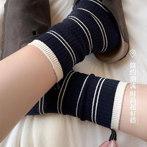 Women's Cotton Seamless Mid Calf Socks Striped Breathable Casual Socks For Spring Autumn - Product Image 3