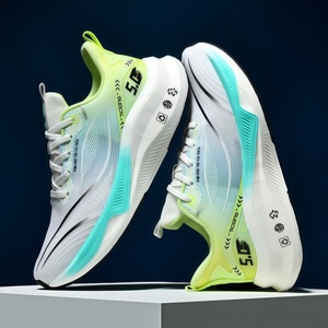 Chaussures de course légères en mesh, grandes tailles disponibles, plaque en carbone intégrée, rebond flexible, idéales pour la course quotidienne - Product Image 6