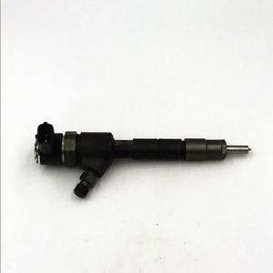 Injecteur de carburant à rampe commune diesel de haute qualité 0445110457 0445 110 457 pour New Holland T4 T5/<span class=keywords><strong>IVECO</strong></span>/John Deere 3.4 Moteur - Product Image 1
