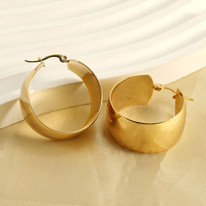 ZOGXIN Gold Hoop Earrings 18K Plated Stainless Steel Women's Fashion Jewelry Geometric Circle Design - Product Image 3