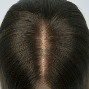 Pelucas Judías Kosher de Cabello Humano Ruso Europeo Largo con Base de Seda para Mayoristas - Product Image 3