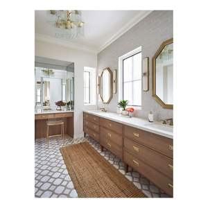 Meuble-lavabo double vasque sur mesure pour rénovation <span class=keywords><strong>de</strong></span> suite parentale avec plan <span class=keywords><strong>de</strong></span> travail en quartz et rangement spacieux - Product Image 1