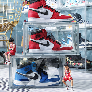 Display Creative Transparent Magnetic Sneaker Box Suction PP Plastic Storage Box Shoe Box