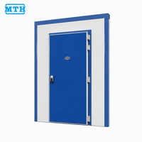 Porte battante manuelle en acier coloré à isolation thermique sur mesure pour chambre froide commerciale et congélateur
