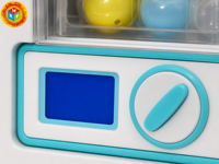 Machine à gacha quatre unités avec fenêtres transparentes pour les prix 95x78x192 cm