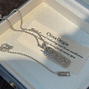 Collar de Plata de Ley S925 con Colgante de Luna de Lava, Color Brisa Fresca, Textura de Alta Gama, Cadena para Clavícula, Colgantes y Dijes Finos - Product Image 1