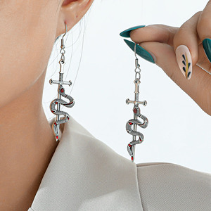 Boucles d'oreilles pendantes <span class=keywords><strong>Serpent</strong></span> avec Épée, style Gothique Glamour, Cerceaux Gothiques, Cadeau, Tendance Sorcière, Déesse, Sombre et Audacieuse - Product Image 1