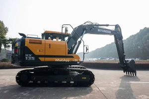 LIVRAISON GRATUITE Excavatrices Hyundai 135 en promotion, Machine de terrassement, Excavatrice à godet Hyundai 135 HX135 - Product Image 2