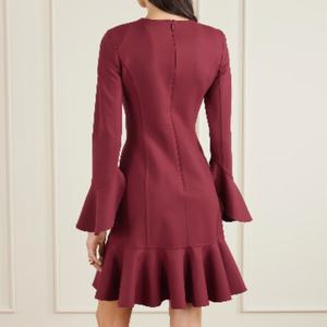 Elegante Vestido Mini de Manga Larga con Diseño de Manga Campana, Dobladillo con Volantes y Corte Ajustado al Cuerpo - Product Image 2