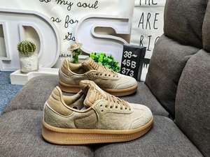 화이트 블랙 레드 불꽃 프린트 스니커즈 커스텀 로고 슬로우 워크 스타일 여성용 캐주얼 슈즈 주말 나들이 데일리 웨어 - Product Image 3