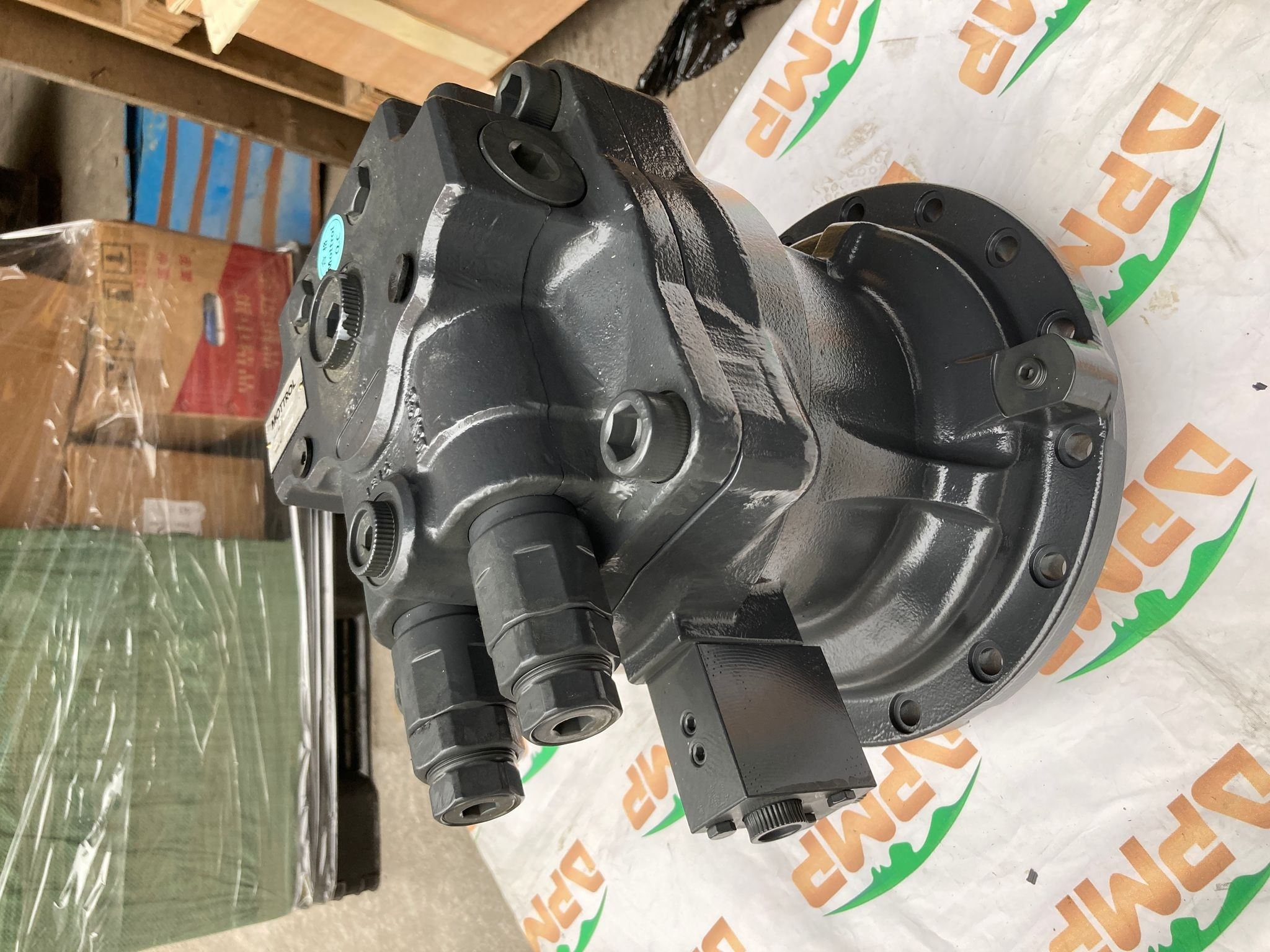 170303-00043A MZEC062D Swing Motor for Doosan DX210, DX220LCA-2