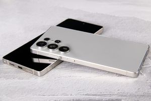 Nouveau Smartphone Android 15 S25 Ultra en Gros, Système de Quatre Caméras Arrière 200MP, 12 Go de RAM, Octa Core, Double SIM, Batterie 5000 mAh - Product Image 5