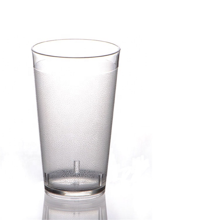 Пищевой класс 20 унций, переработанный многоразовый поликарбонатный пластиковый матовый питьевой стакан