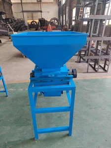 Automático 200 kg/h Cobre Palma Sheller Té Aceite Fruta Sheller Almond Shelling Machine Sapindus Shelling Machine - Product Image 4