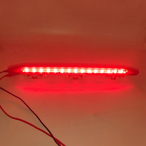 Troisième projecteur de feu de Stop arrière rouge pour <span class=keywords><strong>VW</strong></span> <span class=keywords><strong>Polo</strong></span> <span class=keywords><strong>IV</strong></span> MK4 <span class=keywords><strong>9N</strong></span> 9N3 <span class=keywords><strong>Hatchback</strong></span> 2002-2010 OEM:6Q6945097 - Product Image 5