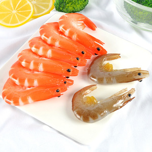 Modelos de camarones simulados, incluyendo camarones grandes, camarones tigre y modelos de mariscos, utilizados como accesorios para fotografía y comida. - Product Image 3
