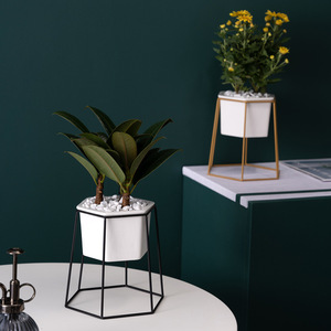 <span class=keywords><strong>Pot</strong></span> de fleurs suspendu OEM avec support en fer, décoratif pour la maison, en forme de polygone, pour fleurs blanches - Product Image 2