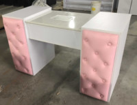 Table de manucure, poste de travail de technicien en nail art, salon de beauté, bureau avec coffre à 3 tiroirs, table à ongles blanche