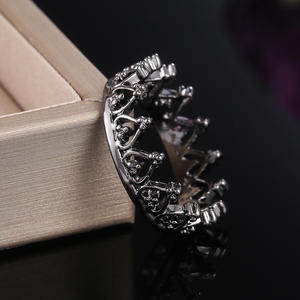 Anello Corona F386 in Lega, Gioiello Vintage da Donna per Matrimonio, Design Senza Pietre - Product Image 2