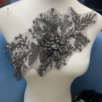 Bordure en dentelle française luxueuse en polyester/nylon avec sequins, strass et perles pour la décoration de robes de mariée