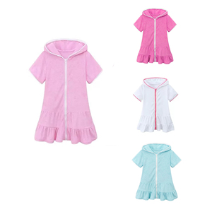 Salida de Baño de Poliéster para Niños y Niñas con Capucha y Cierre Personalizada de Tela de Toalla Afelpada - Product Image 1