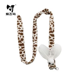 Juguete para Gatos Love Flying Bird, Varita de Peluche con Plumas de Oruga, Juguete Interactivo para Mascotas, Diseño de Cinta Arcoíris - Product Image 3