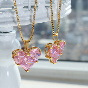 Nuovo arrivo regalo romantico di alta qualità gioielleria raffinata collana a cuore con zirconi cubici rosa resistente all'appannamento per le donne - Product Image 2