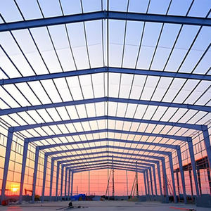 Atelier en structure métallique à ossature soudée multi-aisles, résistant aux tremblements de terre, pour l'impression et l'emballage commerciaux - Product Image 2