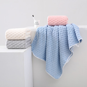 Serviette de bain rectangulaire en polaire corail à motif nuage, épaisse, absorbante, douce, hypoallergénique, pour bébé et enfant - Product Image 2