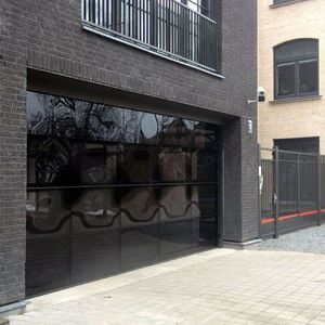 Portes <span class=keywords><strong>de</strong></span> <span class=keywords><strong>garage</strong></span> sectionnelles automatiques personnalisées en aluminium sans cadre, portes <span class=keywords><strong>de</strong></span> <span class=keywords><strong>garage</strong></span> enroulables résidentielles, portes <span class=keywords><strong>de</strong></span> <span class=keywords><strong>garage</strong></span> <span class=keywords><strong>de</strong></span> précision abordables - Product Image 4
