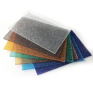 工厂直接抗紫外线2毫米水晶聚碳酸酯压花塑料板材用于棚屋