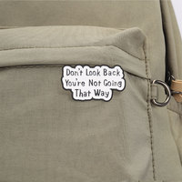 Spilla in smalto con slogan motivazionale, ornamento versatile in lega per decorare borse, giacche e zaini