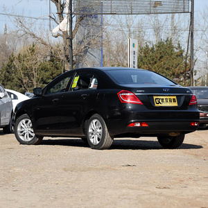 Geely Emgrand 2025 Usado en China, Auto Chino Económico, Eficiente en Consumo de Combustible, Sin Accidentes, Autos Usados con Entrega a Todo el Mundo - Product Image 5
