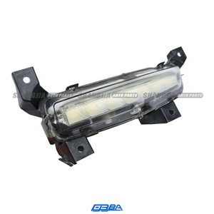 อะไหล่ถอดไฟเดย์ไลท์สำหรับรถยนต์โรลส์-รอยซ์ โกสต์ รุ่นที่ 1 ชิ้นส่วนพลาสติกกันชนหน้า - Product Image 4