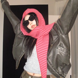 Korean Style Striped <b>Hat</b> And Scarf Set Women Warm Knitted Hooded Neck Warmer Autumn Winter Foldable 54-56Cm Red Black Blue - Product Image 4