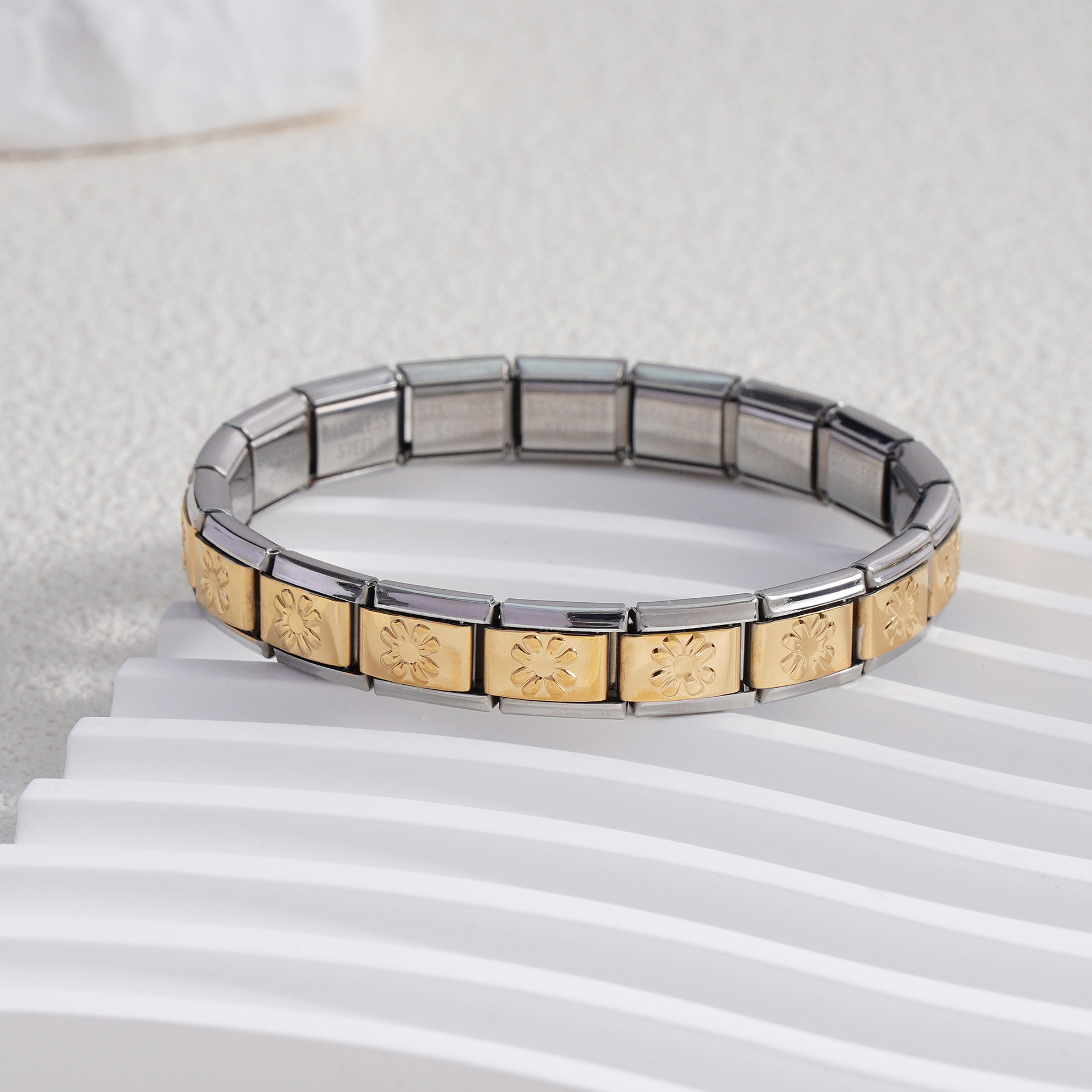 Bracelet de montre à motif marguerite (bicolore) 9 mm BD-109