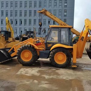 Excavadora cargadora de ruedas usada JCB3cx a bajo precio, con pocas horas de trabajo. Excavadora cargadora de ruedas JCB4CX en stock para la venta. - Product Image 1