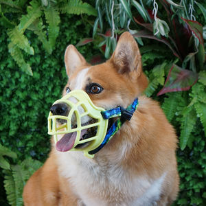 Bozal de perro sonriente para mascotas, bozal para perros - Product Image 1