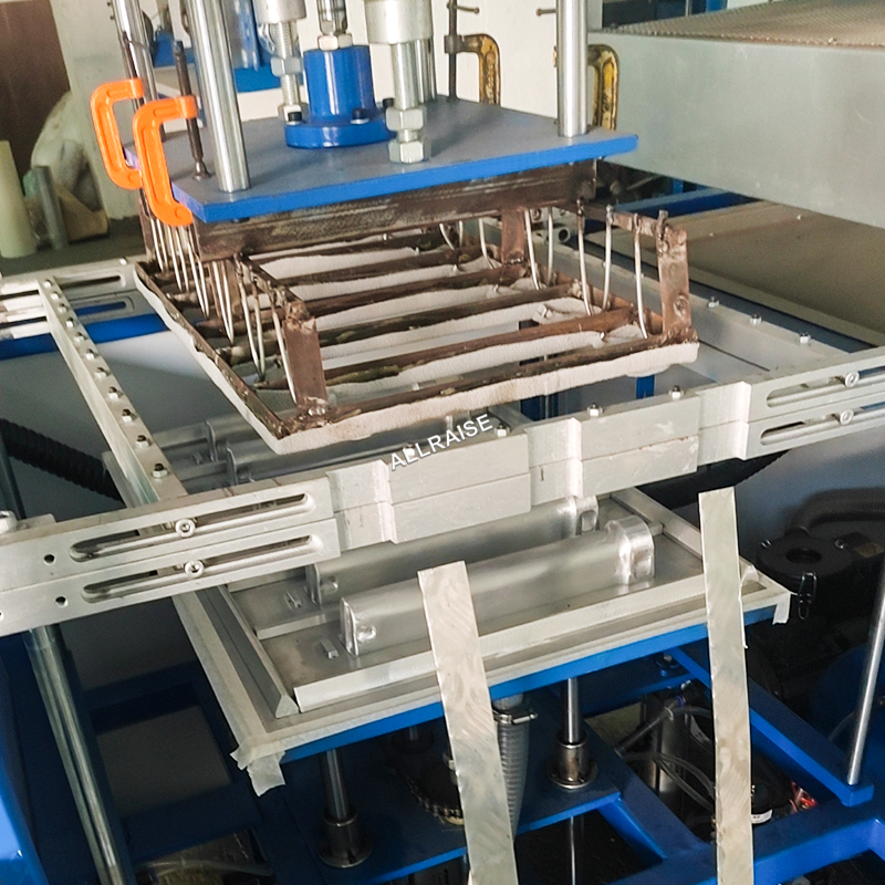 plastic casting machine