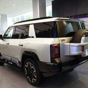 BYD Leopard 8 2025 SUV nuevo coche de lujo chino de gama alta vehículo eléctrico fórmula ecuación Leopard 8 Sport Suv coche para la venta - Product Image 1